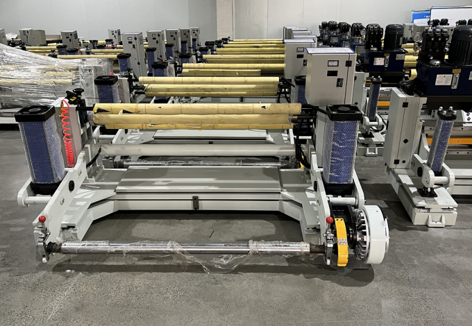 PRY-ER रोल टू रोल पूर्ण स्वचालित वर्टिकल फिल्म लैमिनेटिंग मशीन 5