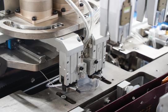 PRY-450A कागज बैग रस्सी सम्मिलन मशीन 9